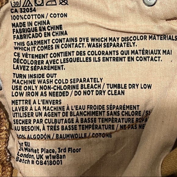 Urban Outfitters BDG Low Rise Dolphin Fray Jean Shorts Cutoffs Low Rise Denim - Picture 10 of 11